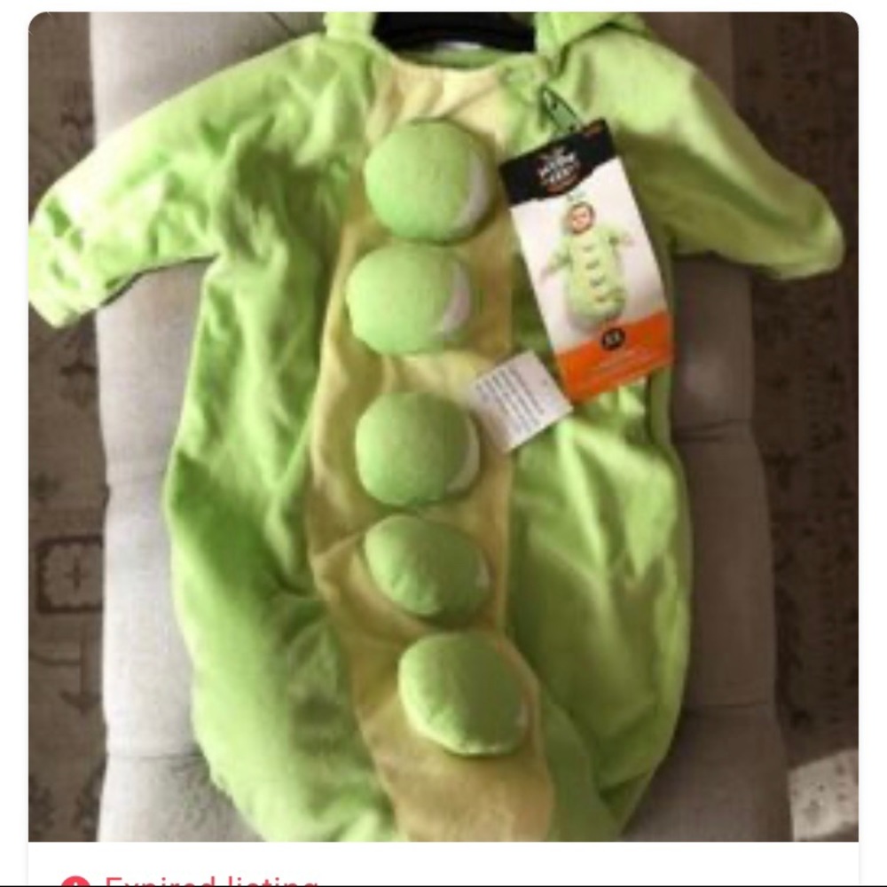 Baby pea costume